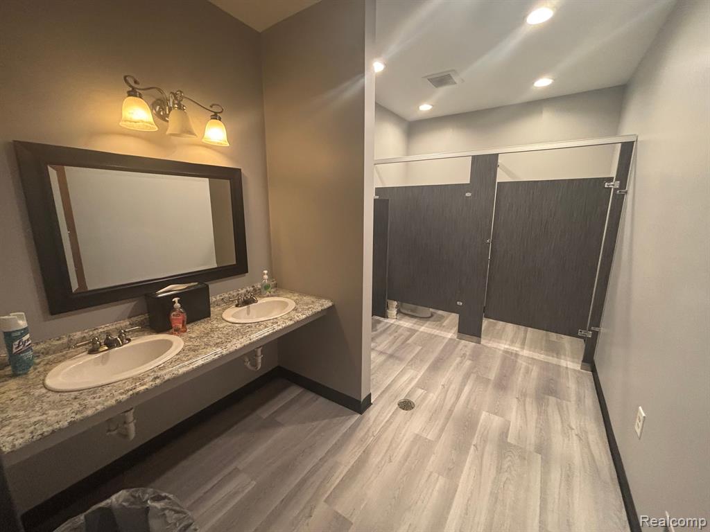 961 E MAPLE Street, Holly, MI 48442 — Photo 39
