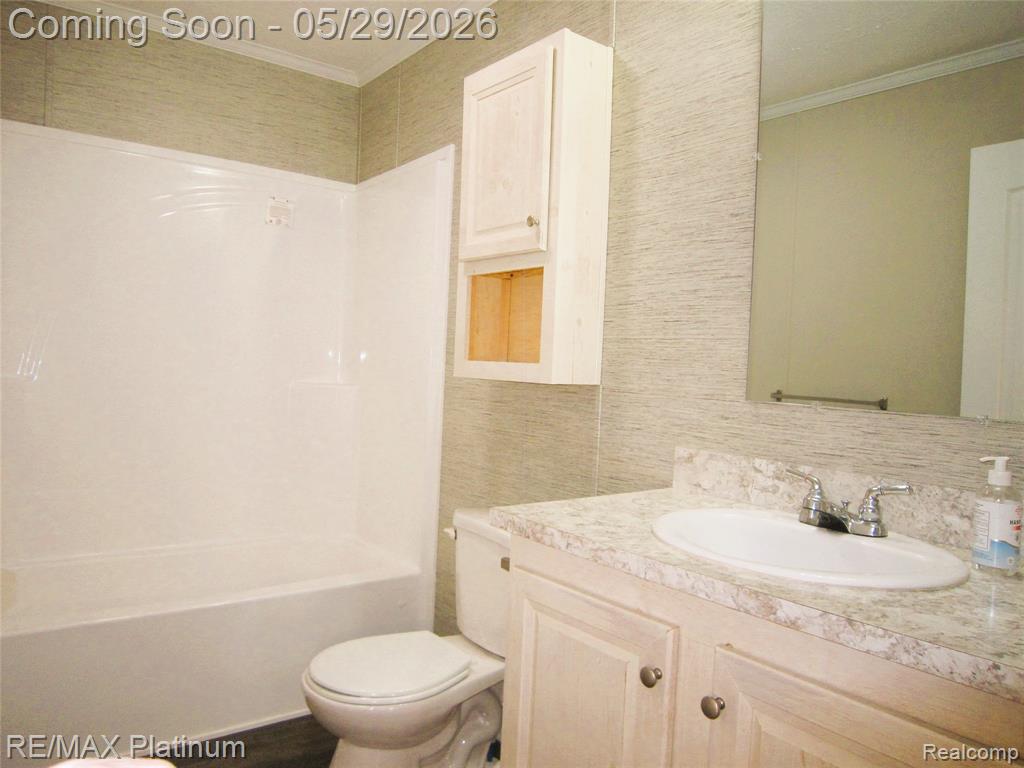 5615 Cherokee Bend Bend, Howell, MI 48843 — Photo 18