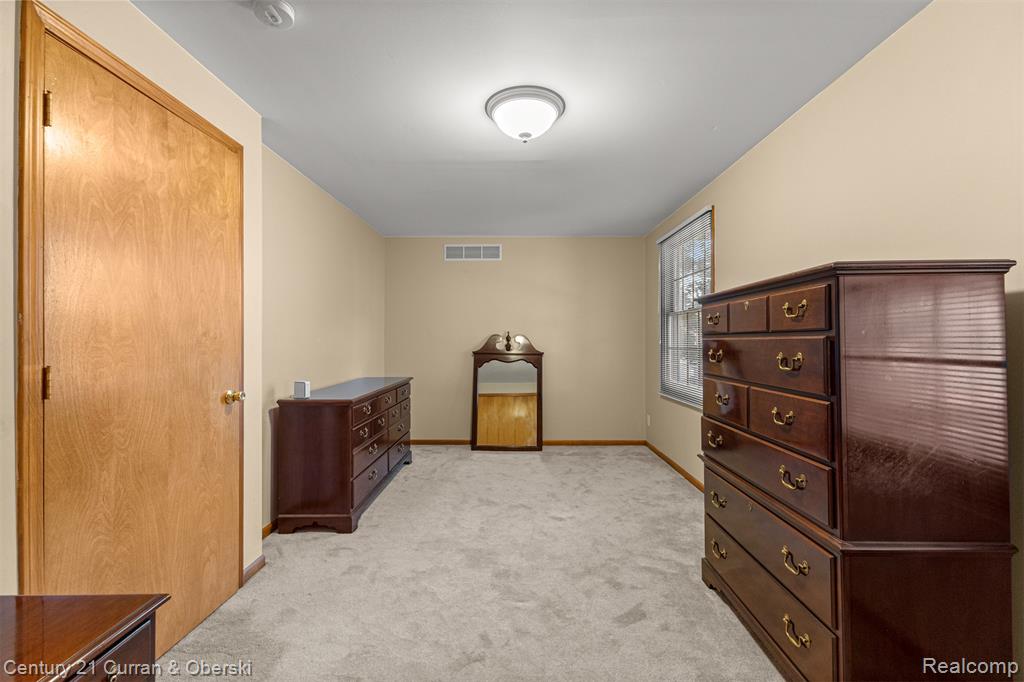 830 S Lafayette St Street, Dearborn, MI 48124 — Photo 24