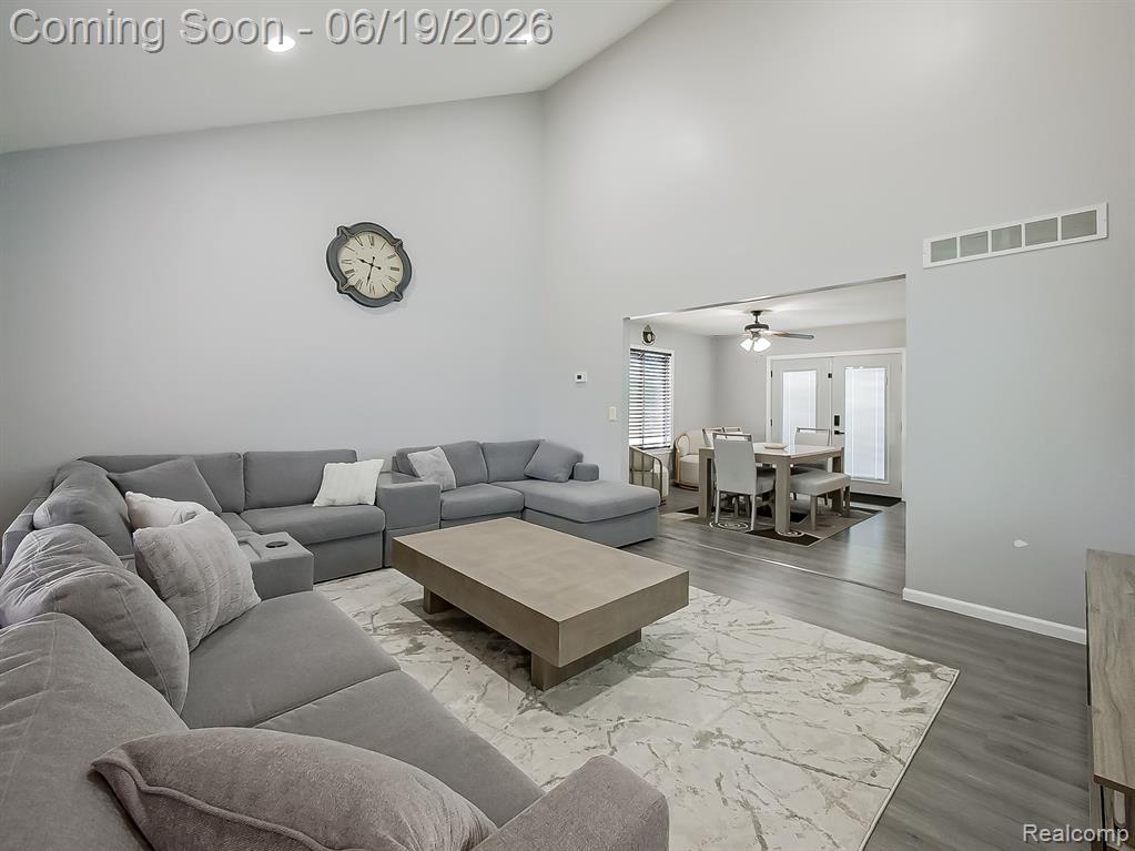 27051 Demrick Street, Roseville, MI 48066 — Photo 3