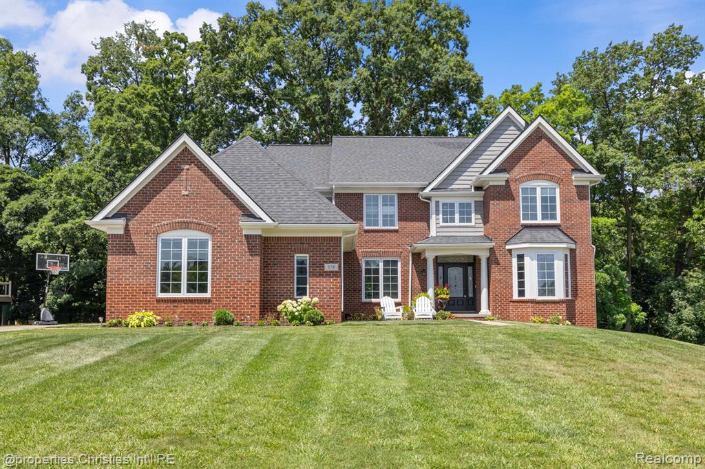 578 Red Bank Drive, White Lake, MI — front exterior