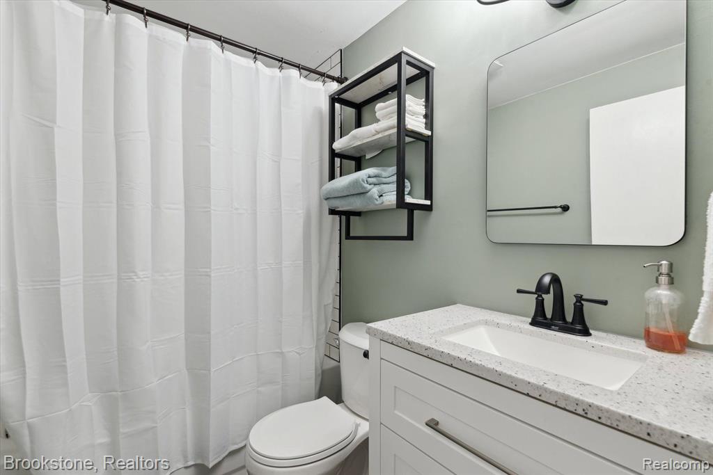 6015 Margaret Street, South Rockwood, MI — Photo 13