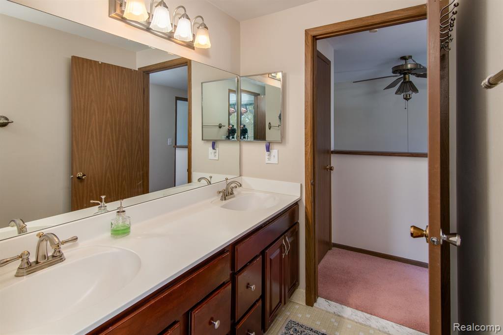 22813 CRANBROOKE Drive, Novi, MI — Photo 14