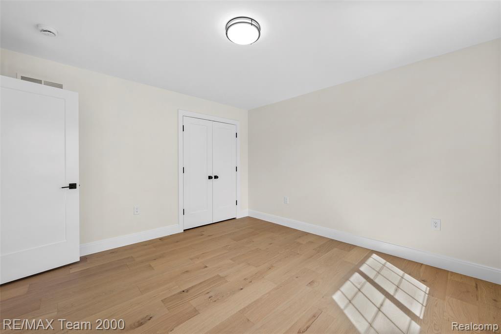 933 N Highland Street, Dearborn, MI 48128 — Photo 35
