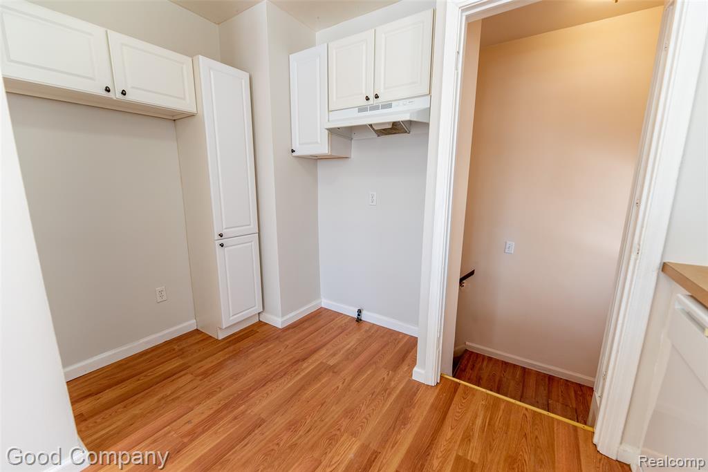 18953 Woodcrest Street, Harper Woods, MI 48225 — Photo 18