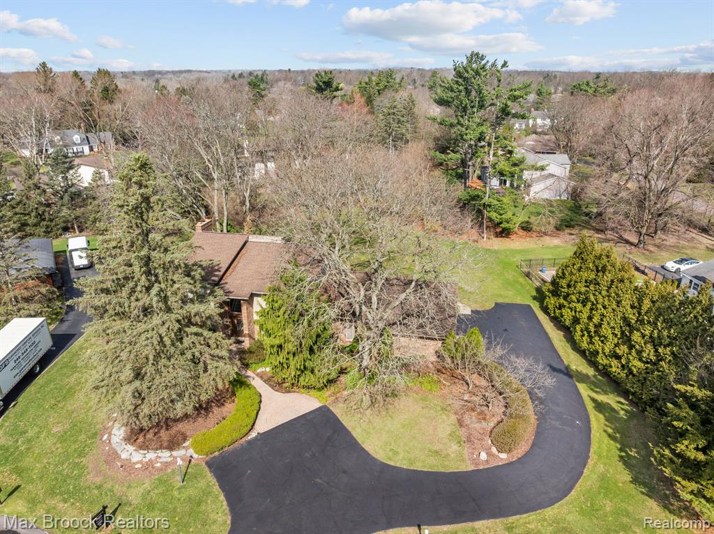 4838 KEW Court, Bloomfield Hills, MI 48301 — Photo 44