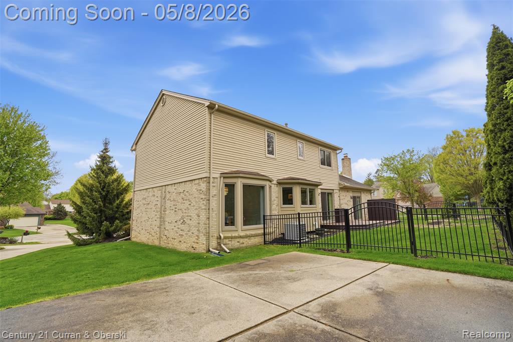 44775 Dunbarton Court, Novi, MI — Photo 47