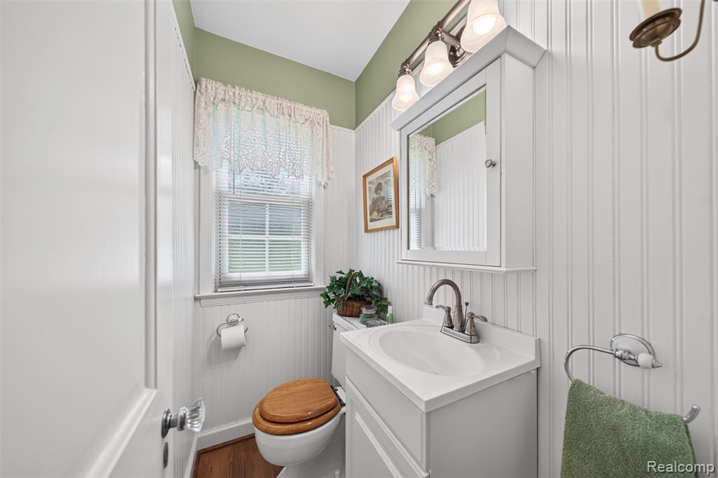 18577 San Jose Boulevard, Lathrup Village, MI 48076 — Photo 15