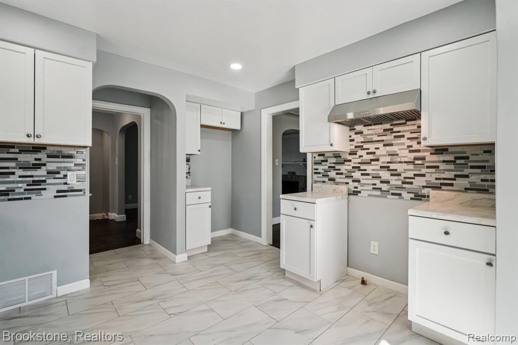 13380 Kilbourne Street, Detroit, MI 48213 — Photo 13