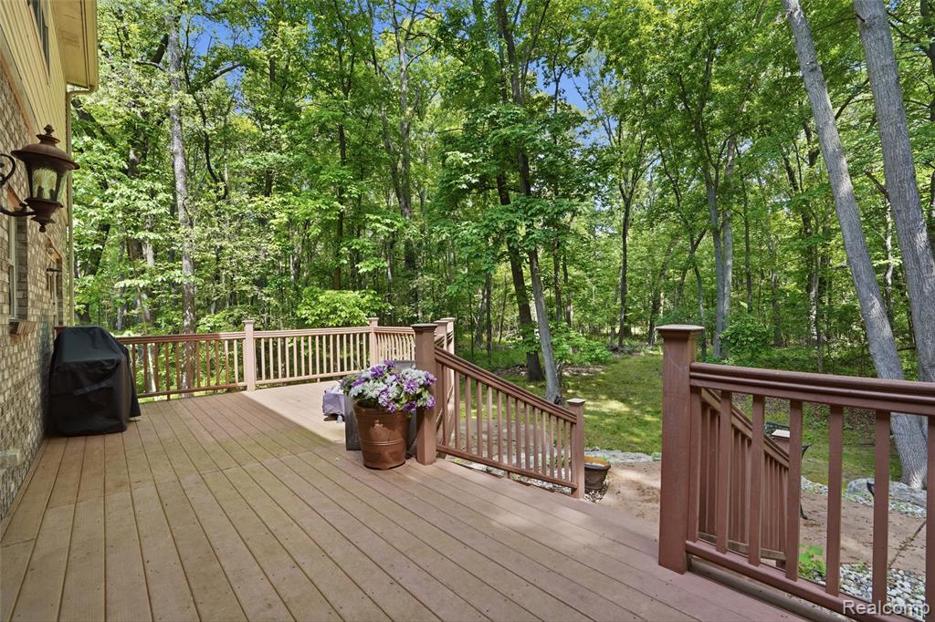 2790 Pine Bluffs Ct., Highland, MI — Photo 11