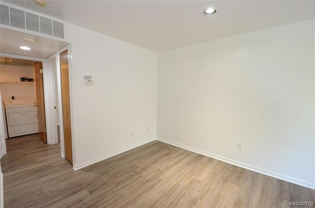 42803 Lilley Pointe, Canton, MI 48187 — Photo 20