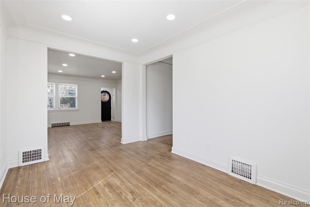 5276 Bedford Street, Detroit, MI 48224 — Photo 5