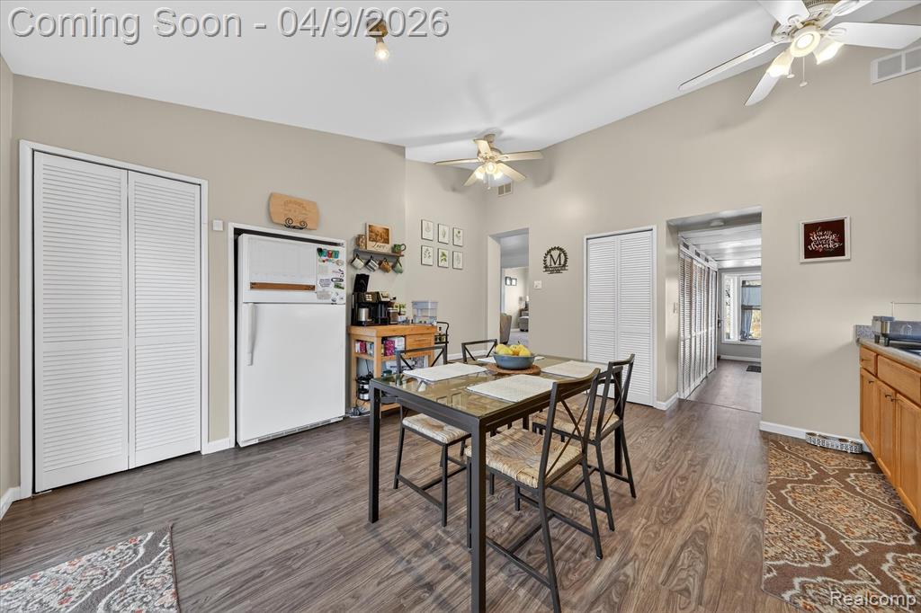 29100 Tawas Street, Madison Heights, MI 48071 — Photo 15