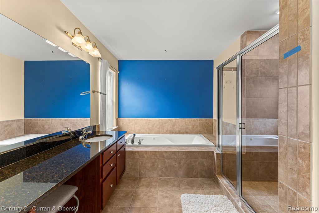 50034 VENICE Court, Northville, MI — Photo 17