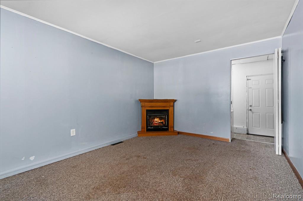 917 LOWELL Avenue, Jackson, MI 49202 — Photo 11