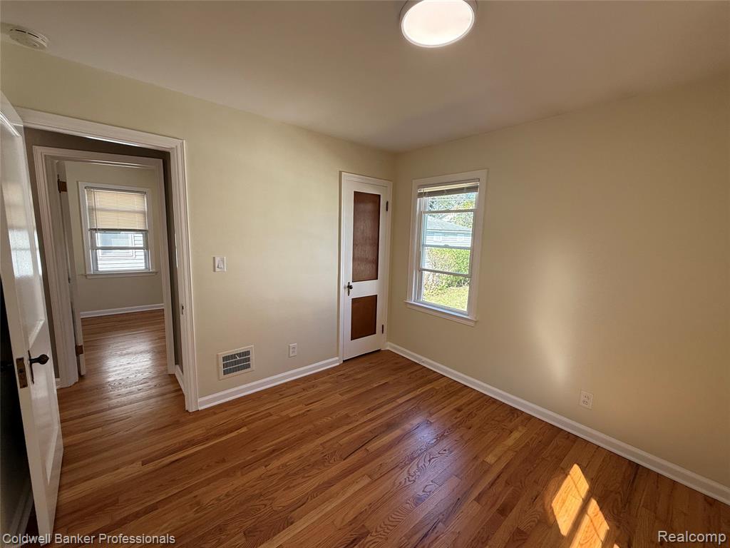 565 E Webster Street, Ferndale, MI 48220 — Photo 14