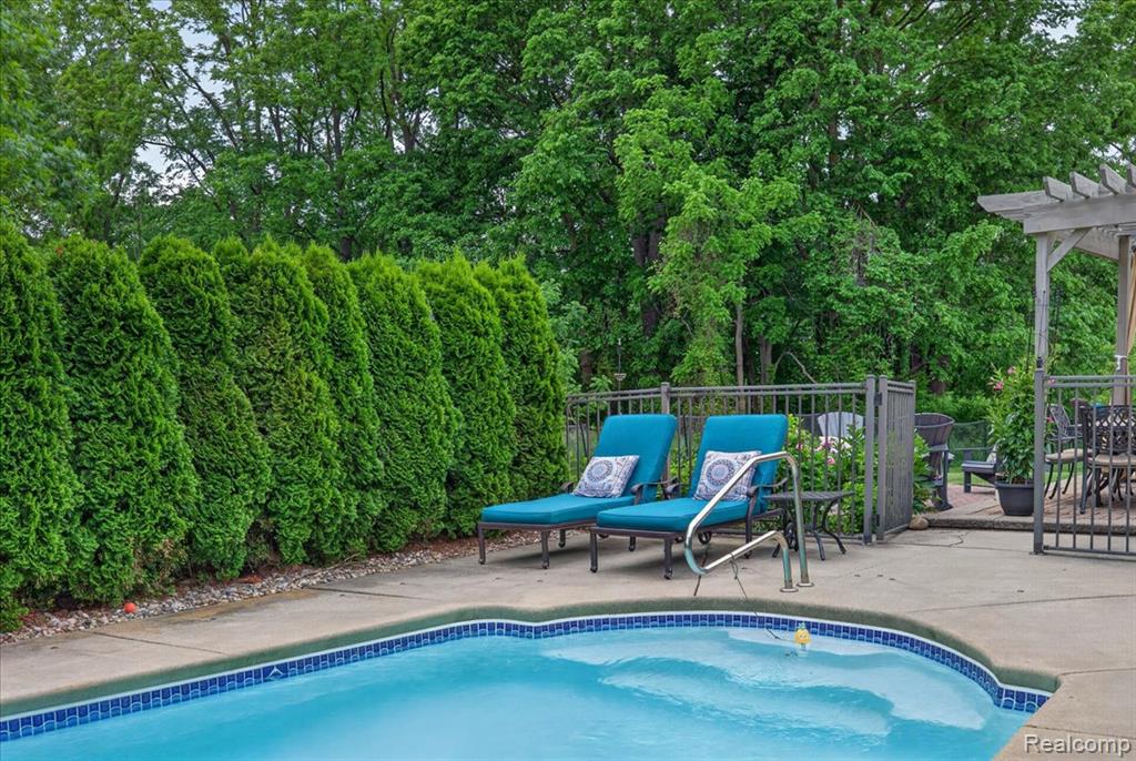 18974 Riverway Court, Clinton Twp, MI 48038 — Photo 47