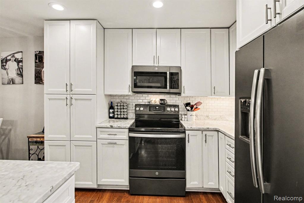 114 Conda Lane, Oxford, MI 48371 — Photo 12