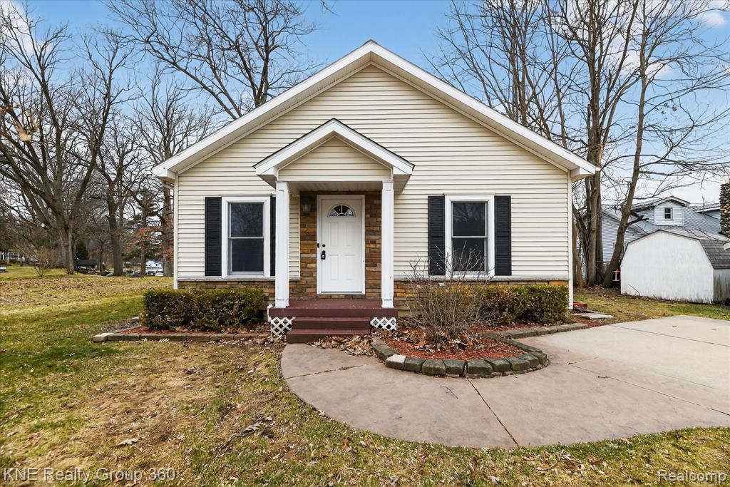 1525 Shoreline Drive, Hartland, MI 48353 — Photo 8