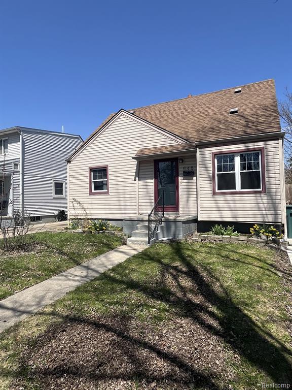 648 CLEVELAND Avenue, Lincoln Park, MI 48146 — Photo 2