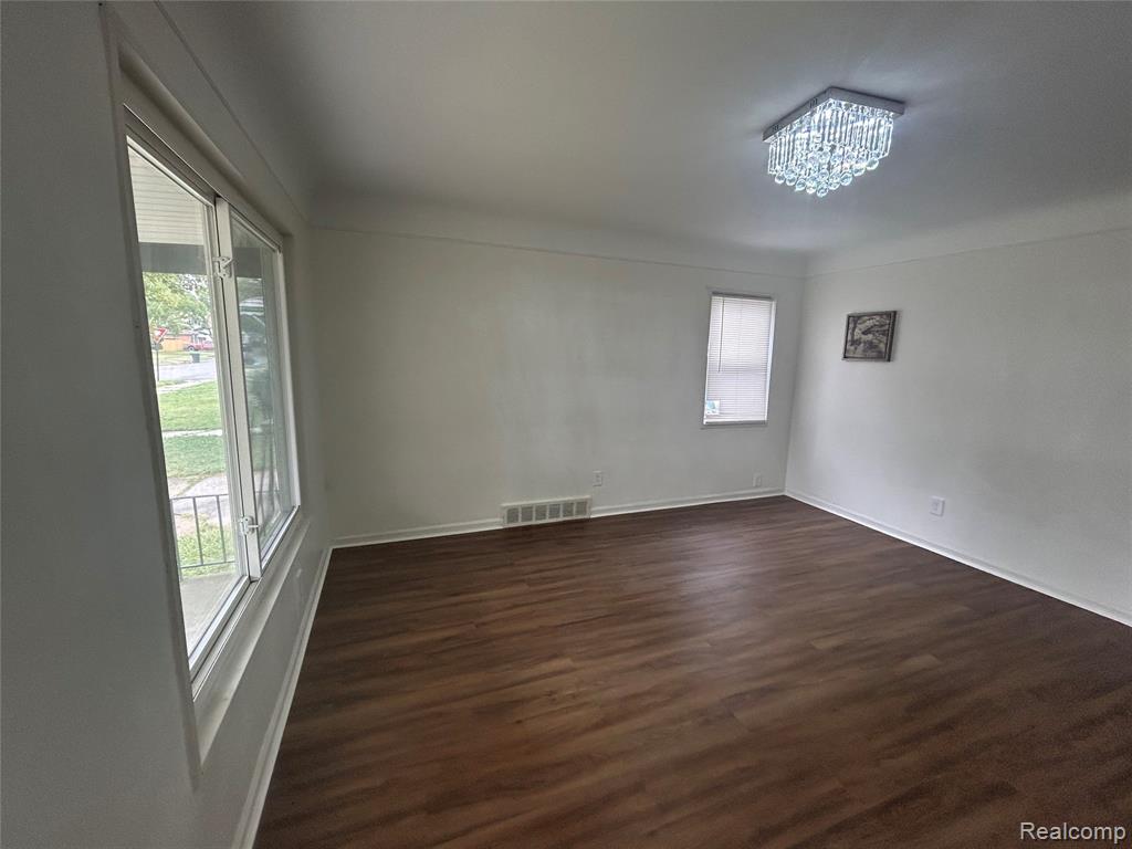 6116 Rosemont Avenue, Detroit, MI 48228 — Photo 3