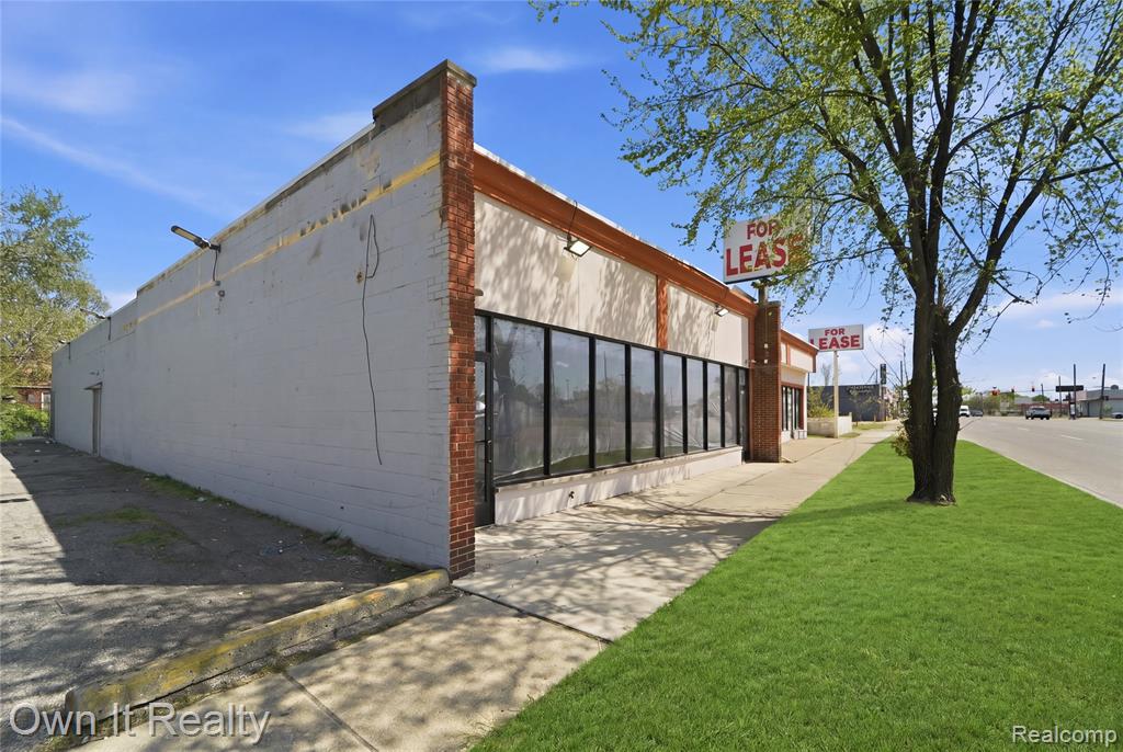 8866 Greenfield Road, Detroit, MI 48228 — Photo 5