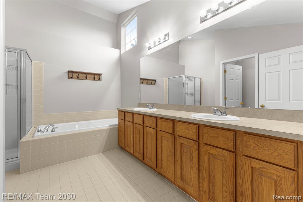 7314 Village Park Drive, Clarkston, MI — Photo 35