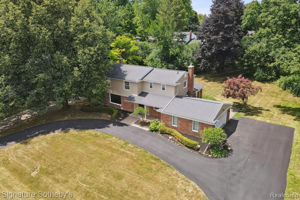 2200 Brenthaven Drive E, Bloomfield, MI 48304 — Photo 42