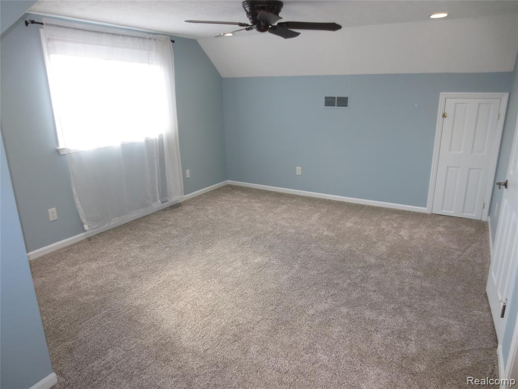 61365 Creekview Drive, South Lyon, MI 48178 — Photo 20