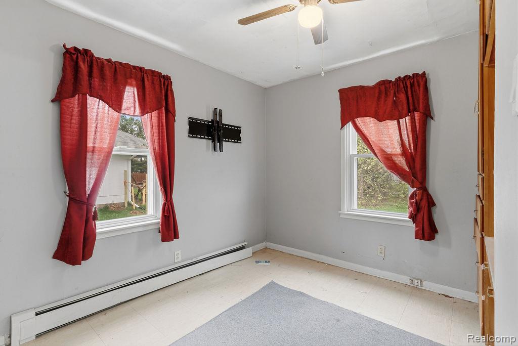 5101 Kendall Drive, Burton, MI 48509 — Photo 18