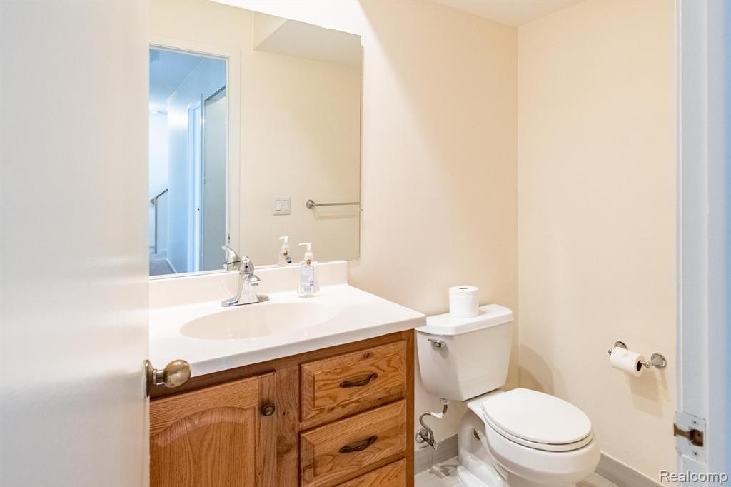 4230 BRECKENRIDGE Drive, West Bloomfield, MI — Photo 14