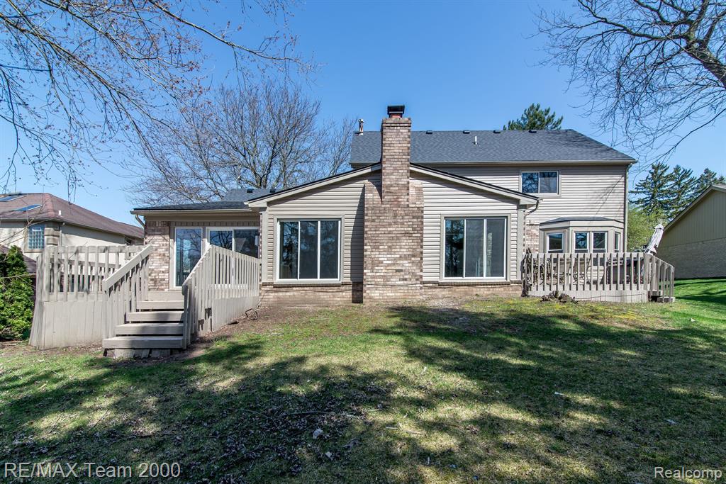 17148 PON VALLEY Drive, Northville, MI 48168 — Photo 10