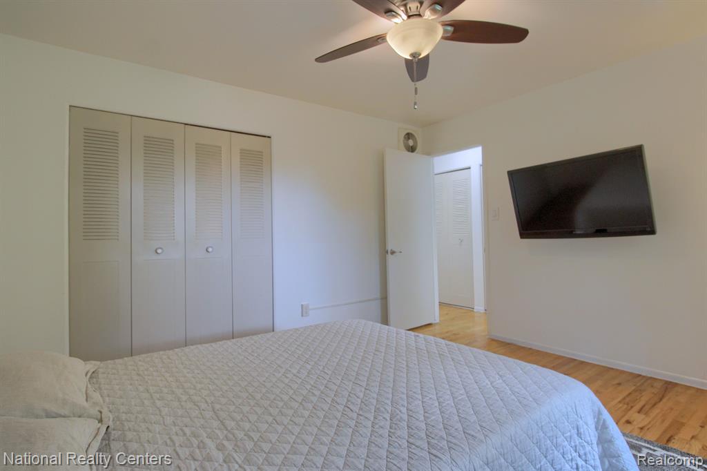 3421 HILLSIDE Drive, 23, Royal Oak, MI 48073 — Photo 16