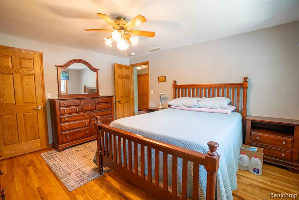 8310 Burning Bush Road, Grosse Ile, MI 48138 — Photo 21