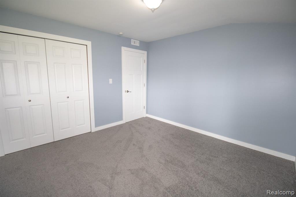 5480 OAK PARK Drive, Clarkston, MI — Photo 18