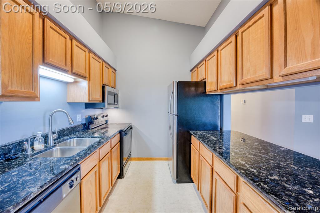46075 Tallgrass Court, Van Buren, MI 48111 — Photo 13
