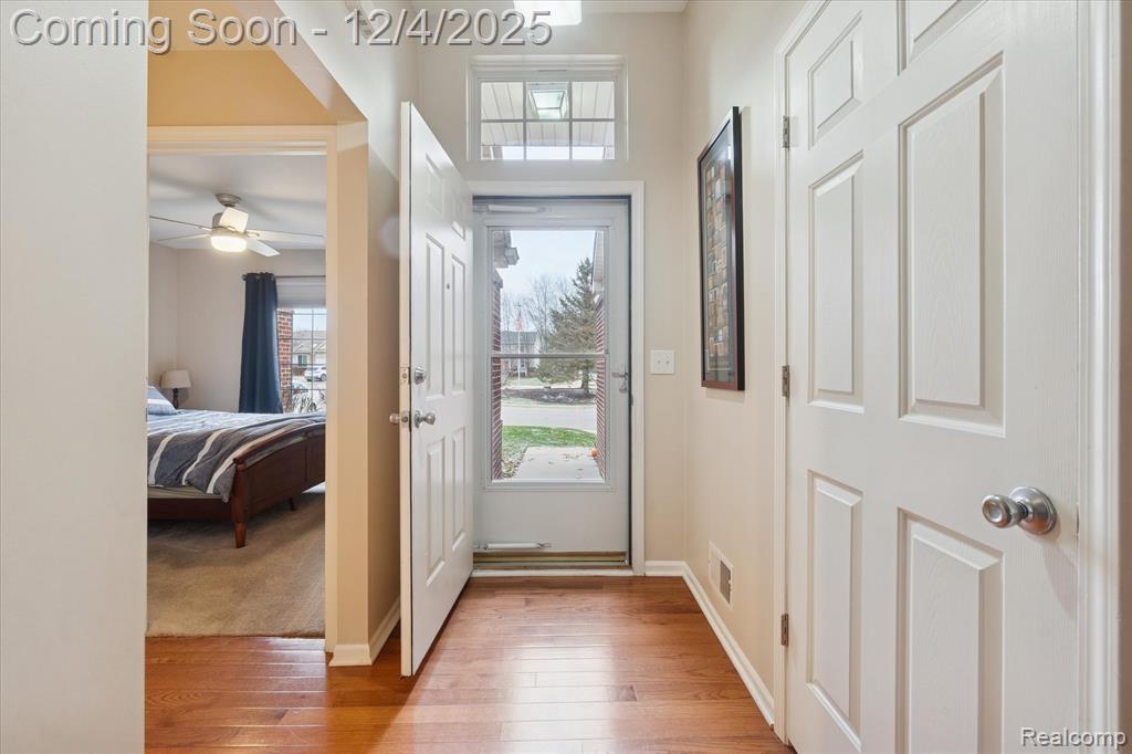 290 Wood Point, Howell, MI 48843 — Photo 7