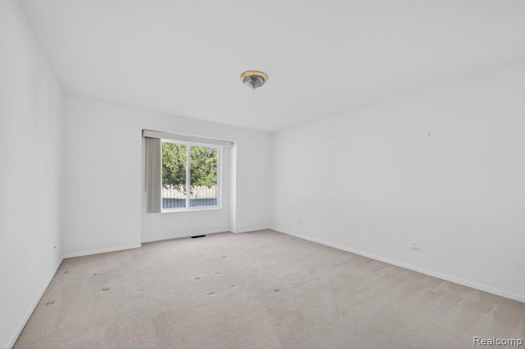 100 Aberdeen Drive, 36, Flushing, MI 48433 — Photo 36