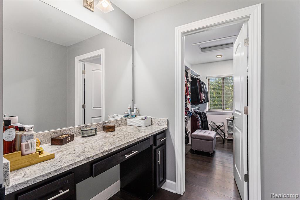 47541 Villa Terrace Court, Novi, MI — Photo 29