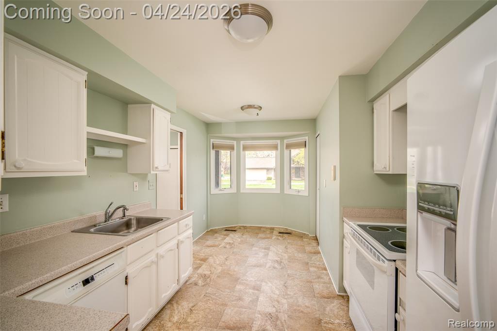 44829 Erin Drive, Plymouth, MI 48170 — Photo 7