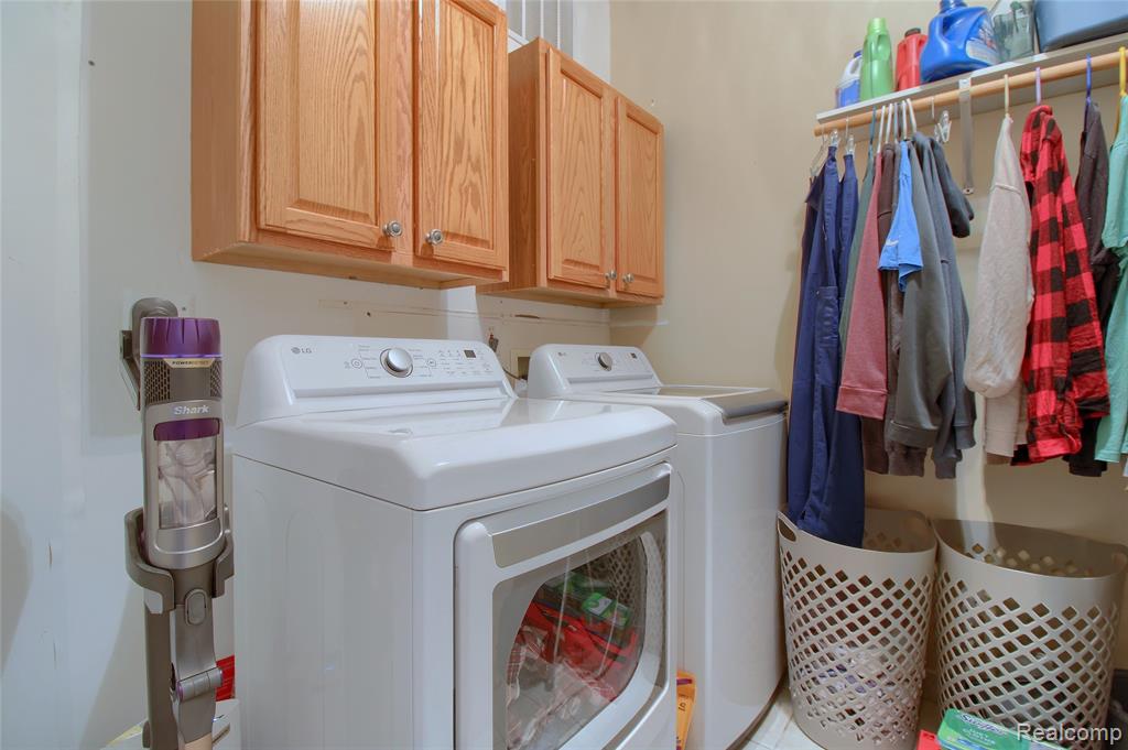 24031 Fairlane Boulevard, Trenton, MI 48183 — Photo 22