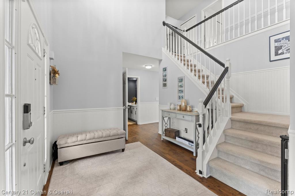 42745 LEDGEVIEW Drive, Novi, MI 48377 — Photo 4
