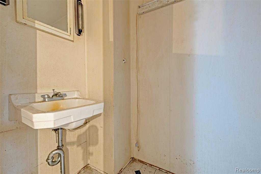 5890 Grange Hall Road, Holly, MI 48442 — Photo 28