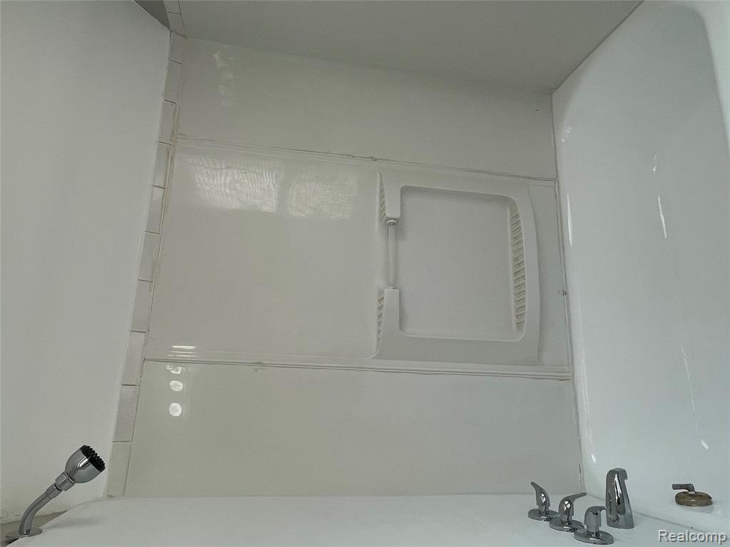 16210 Ferguson Street, Detroit, MI 48235 — Photo 31