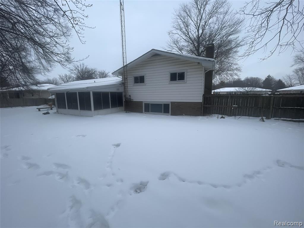 980 Indiana Avenue, Marysville, MI 48040 — Photo 41