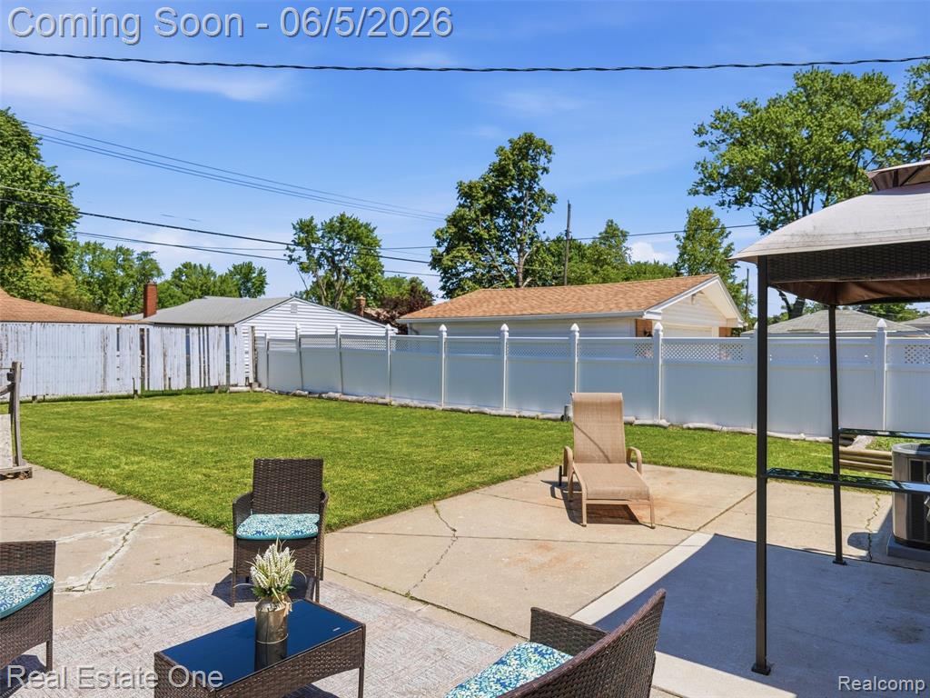 4603 E 13 Mile Road, Warren, MI 48092 — Photo 28