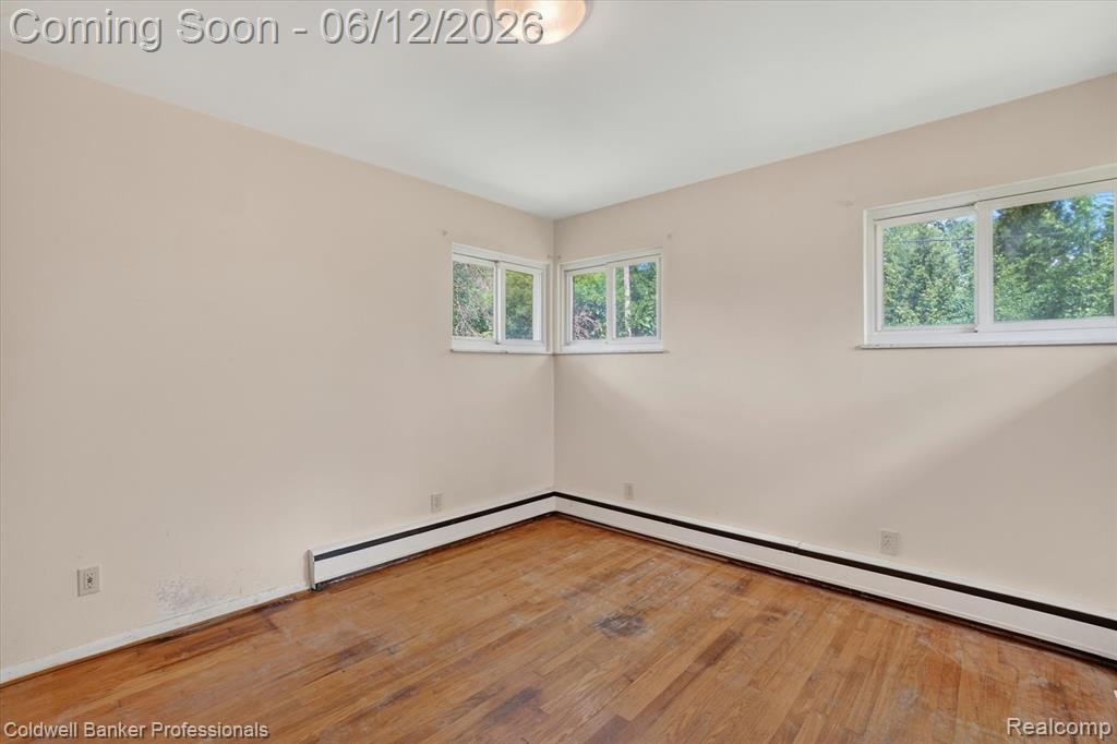 8245 Fenton Road, Grand Blanc, MI 48439 — Photo 34
