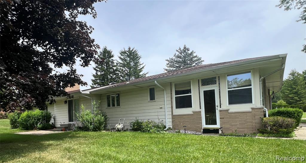 1361 Dyemeadow Lane, Flint, MI 48532 — Photo 19