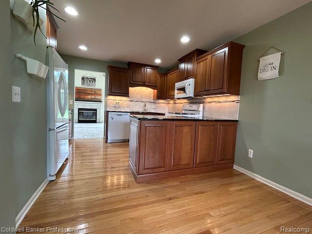 6462 Club Court E, 14, Holly, MI 48442 — Photo 8