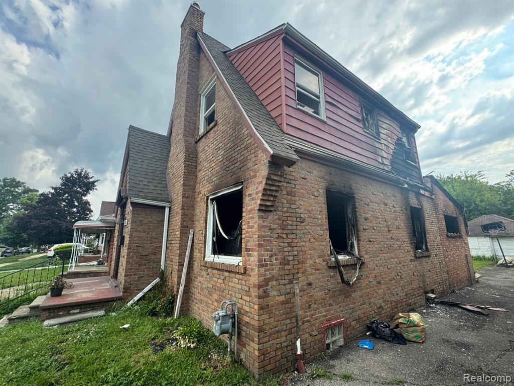 7646 Fielding Street, Detroit, MI 48228 — Photo 2